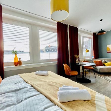 Klassen Stay - Exklusives Apartment Am Hbf - Kueche, Netflix, Kingsizebett Кобленц Екстер'єр фото