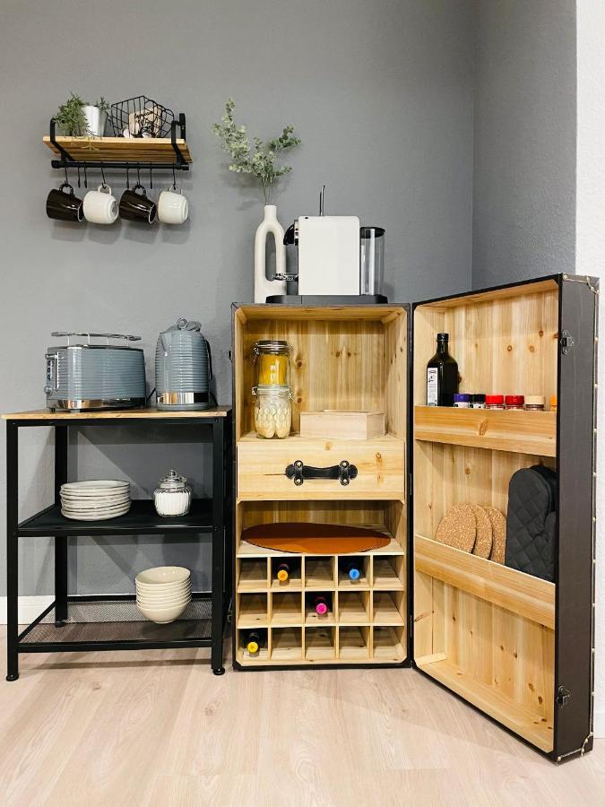 Klassen Stay - Exklusives Apartment Am Hbf - Kueche, Netflix, Kingsizebett Кобленц Екстер'єр фото
