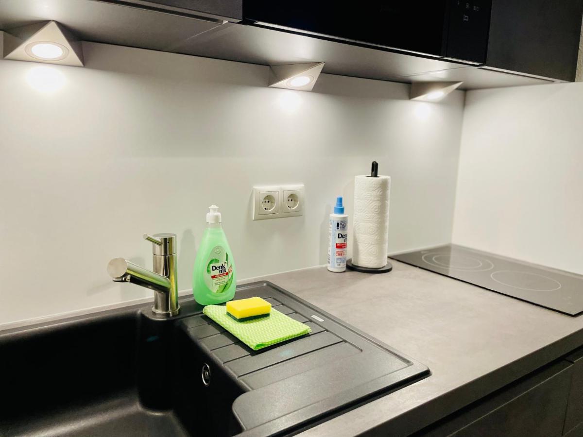 Klassen Stay - Exklusives Apartment Am Hbf - Kueche, Netflix, Kingsizebett Кобленц Екстер'єр фото
